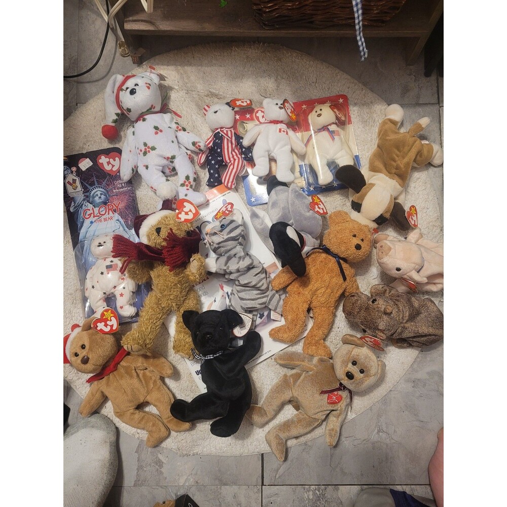 Vintage Ty Beanie Babies Lot 16 Piece Collection Holiday,Patriotic,Animals+magiz